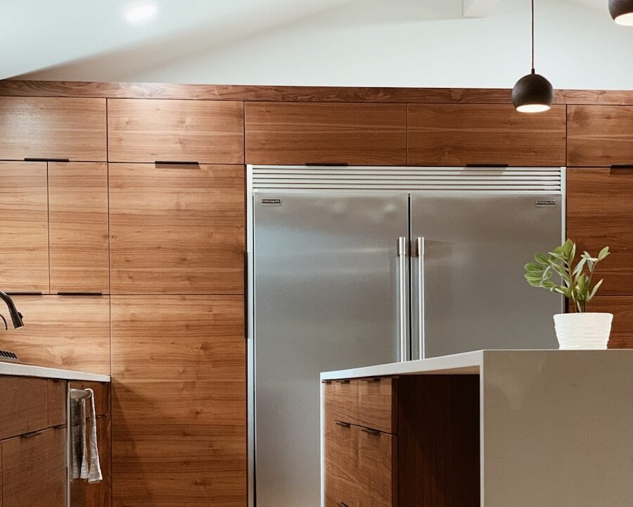 brown and white wooden kitchen cabinet